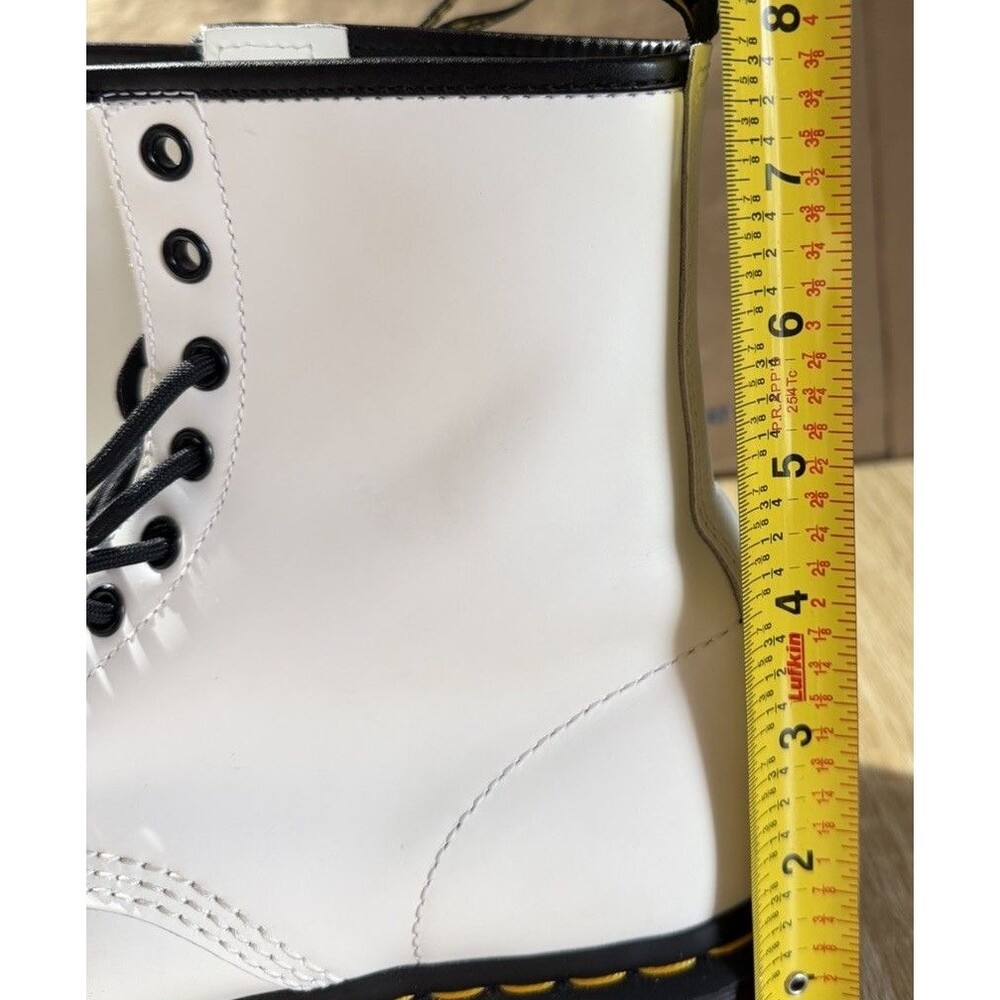 Doc Martens 1460 White AirWair Boots Womens 8 Leather Combat Lace Up Chunky - Picture 12 of 13